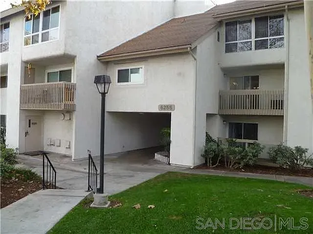 6255 Mission Blvd — Photo 1