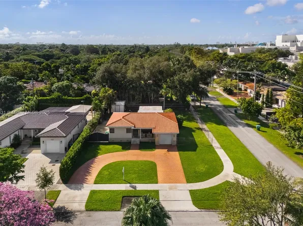 6040 SW 29th St, Miami, FL 33155