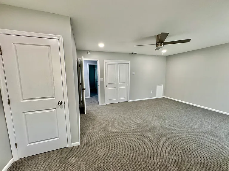 2731 Diane Blvd — Photo 15