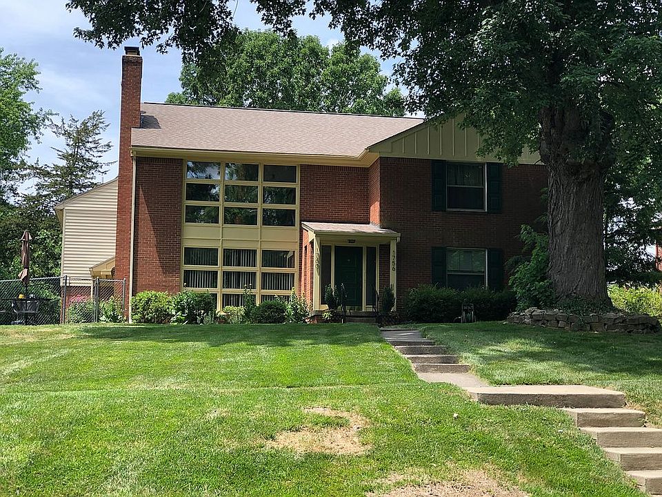 2nd image of 1756 N Cove Blvd