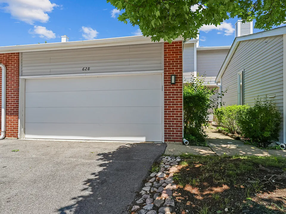 628 Martin Ln