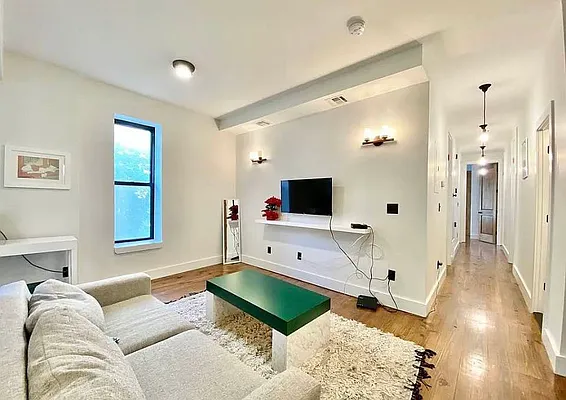 Rented by Voro NYC | media 13