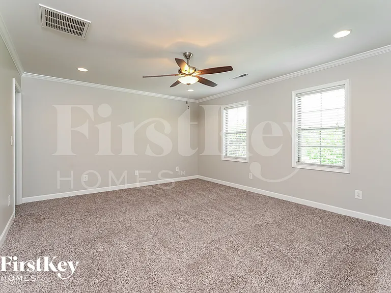 2992 Cameron Village Ct — Photo 8