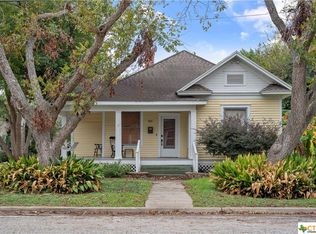 901 N Craig St, Victoria, TX 77901
