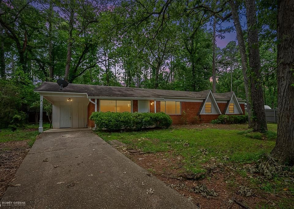 1st image of 144 Platt Dr