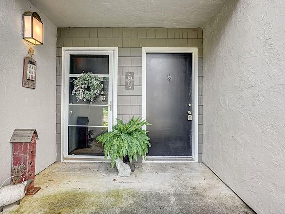 2nd image of 900 Cambridge Drive #133