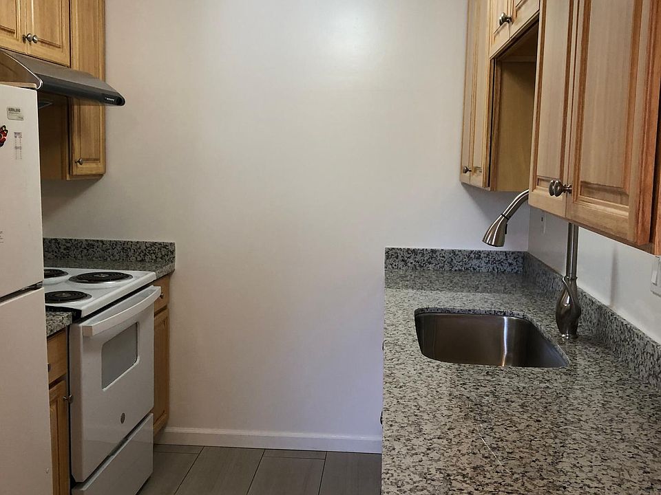1st image of 524 Firloch Ave APT 2