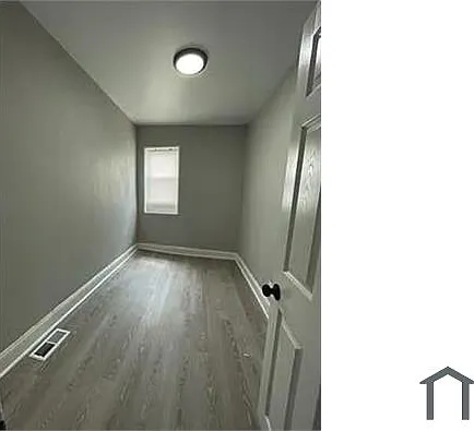 809 Bonaparte Ave — Photo 9