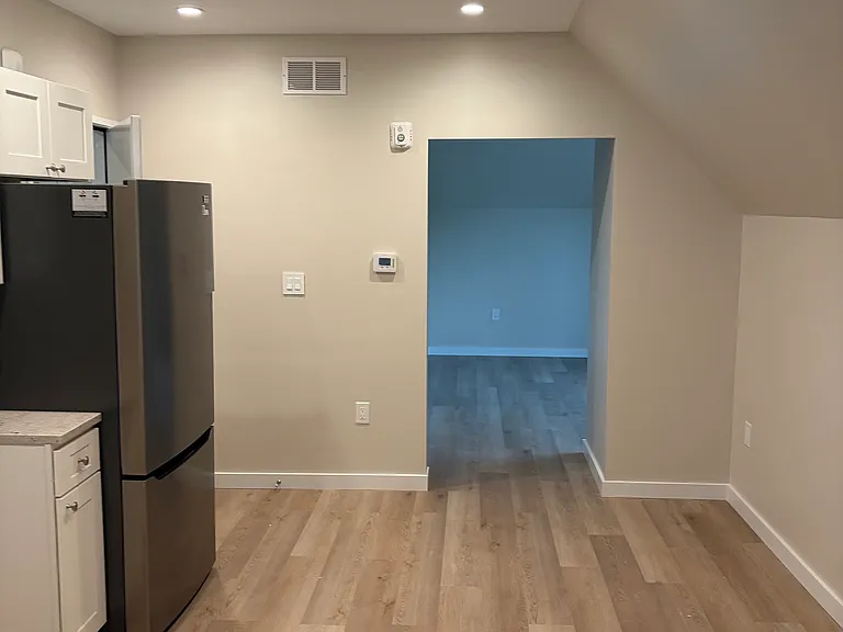 447 S Aiken Ave #4 — Photo 8