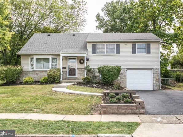 340 Central Dr, Lansdale, PA 19446