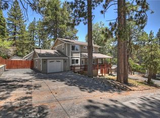 31816 Silver Spruce Dr, Running Springs, CA 92382