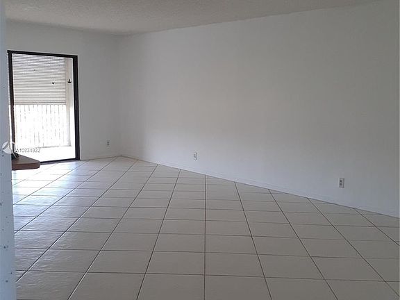 5th image of 2221 Cypress Island Dr APT 504