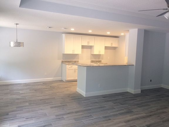 5th image of 433 Twin Lakes Dr