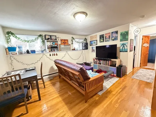 108 Perkins St APT 4, Boston, MA 02130