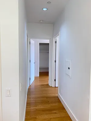 Rented by Chana Ofek, LREB | media 41