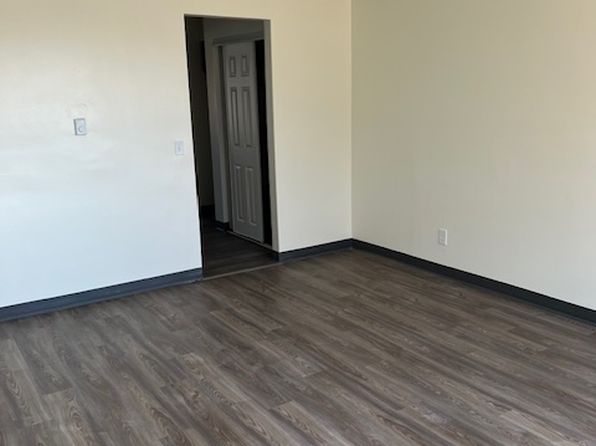1203 Dixon Ave #G