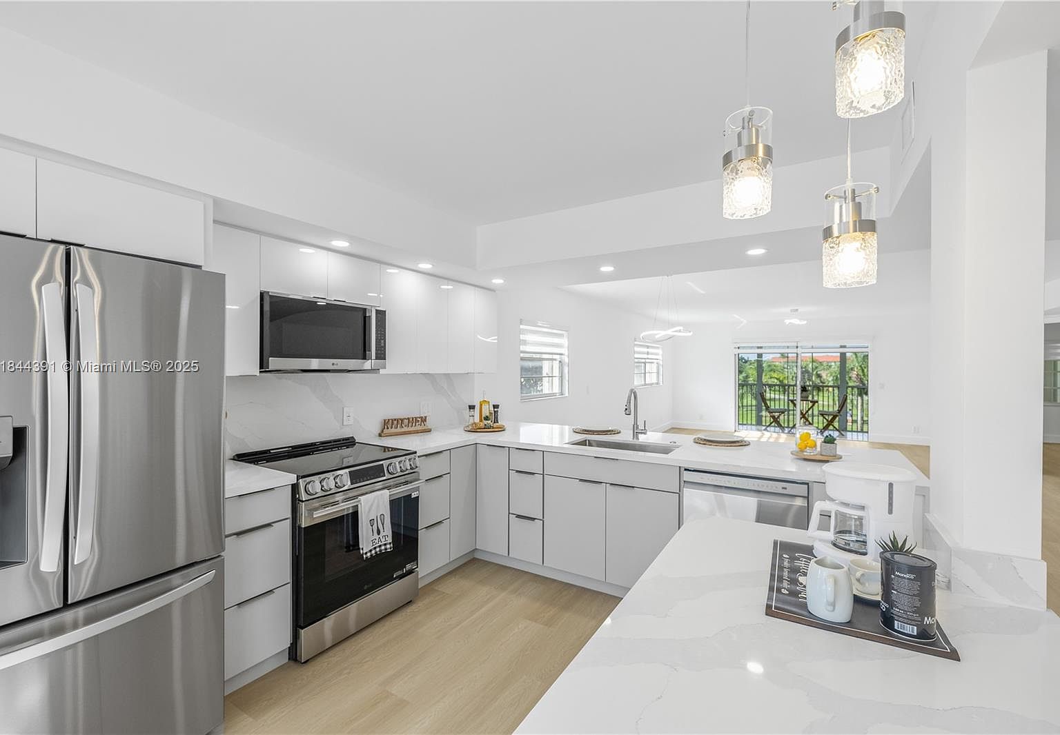 12900 SW 7th Ct APT 301B