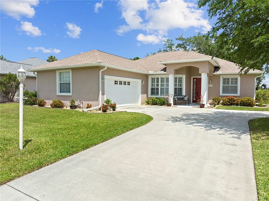 5715 W 1st Sq SW, Vero Beach, FL 32968 | Zillow