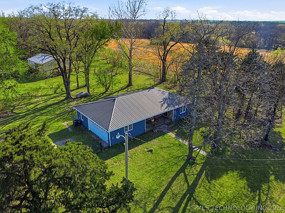 3rd image of 6847 W 390th Rd