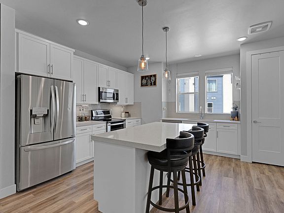 5th image of 6372 W Birch Run Rd