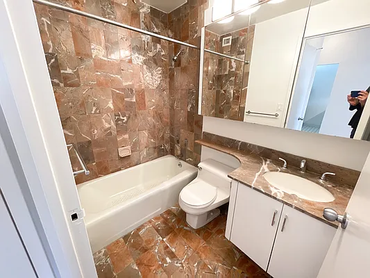 Rented by City Connections Realty | media 26