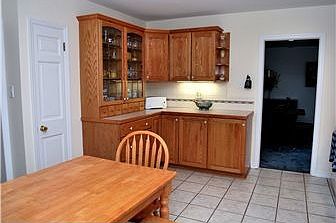 5th image of 2414 Marilyn Dr