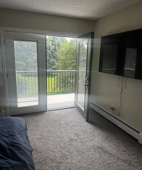1404 Adriel Dr #1 — Photo 10