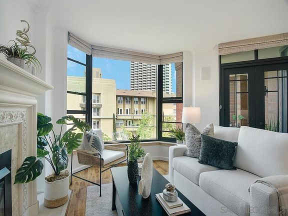 5th image of 500 W Harbor Dr Unit 524