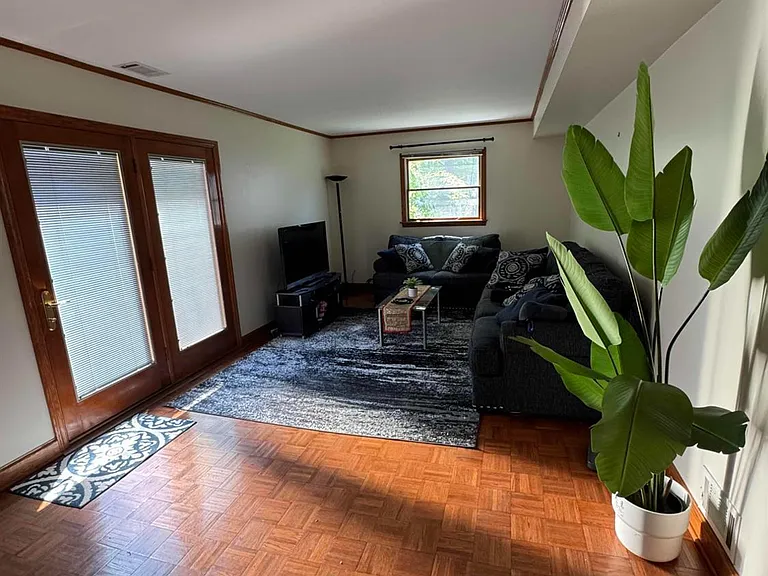 5 Timothy Ct — Photo 17