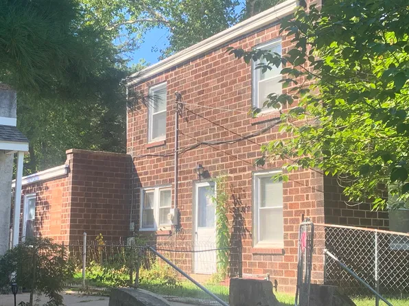 65 Wood St, Coatesville, PA 19320