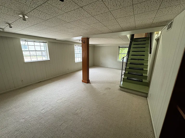 5960 Crestwood Cir — Photo 12