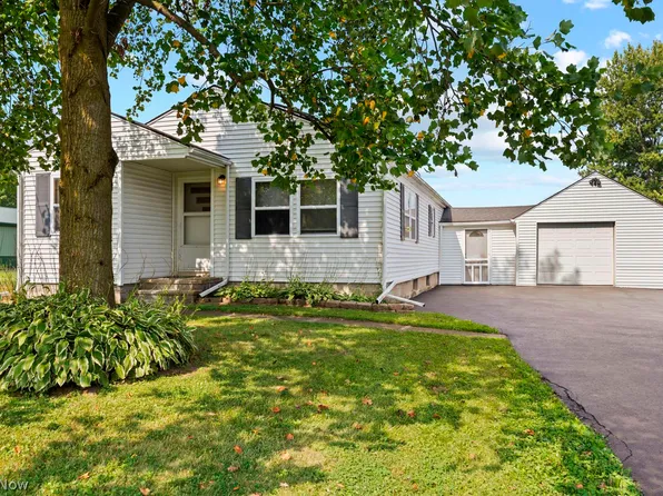 11730 Indian Hollow Rd, Grafton, OH 44044