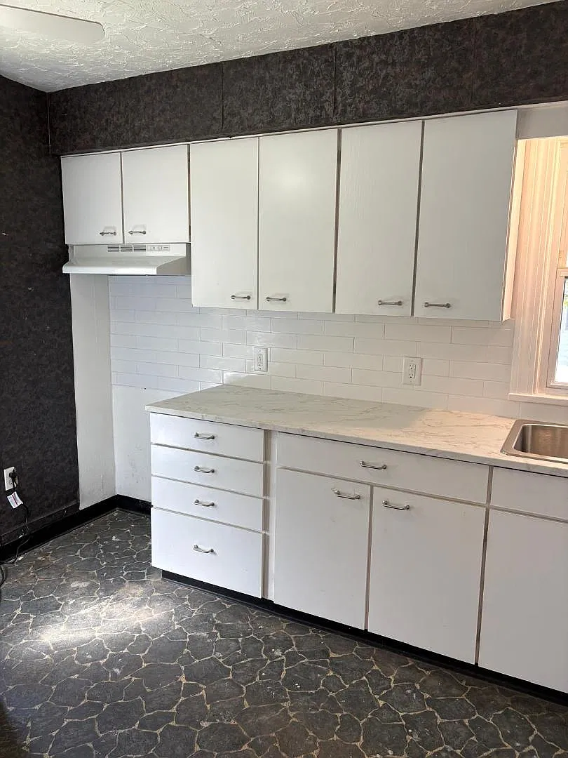 5407 Summit Rd — Photo 1