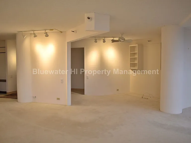 2101 Nuuanu Ave #2501 — Photo 4