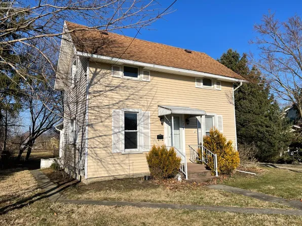 179 Wood St, Bellevue, OH 44811