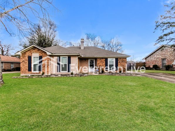 1913 Alderpoint Dr