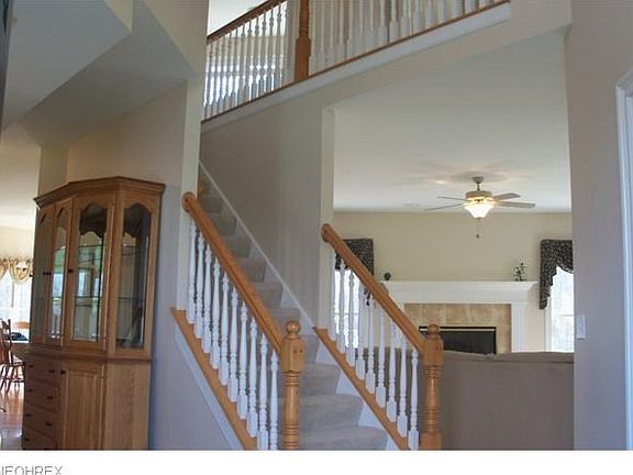 2nd image of 19459 Rolling Brook Ln