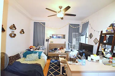 Rented by Manhattan Spaces