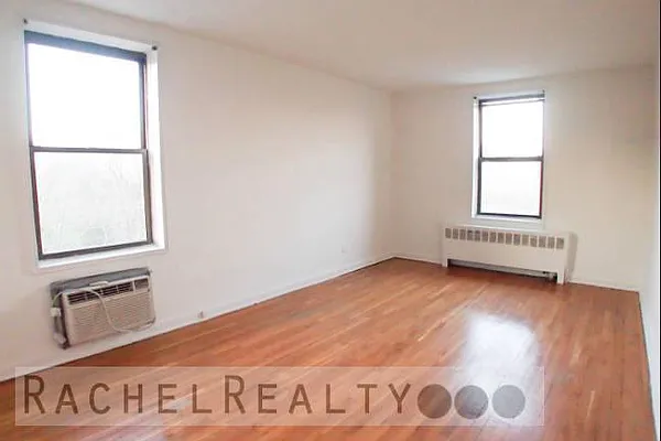 Rented by Rachel Realty | media 11