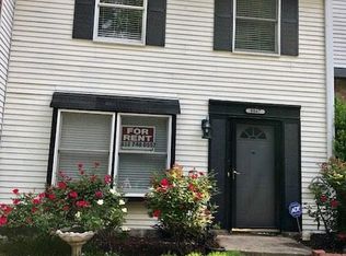 8867 Applegate Ln, Sandy Springs, GA 30350