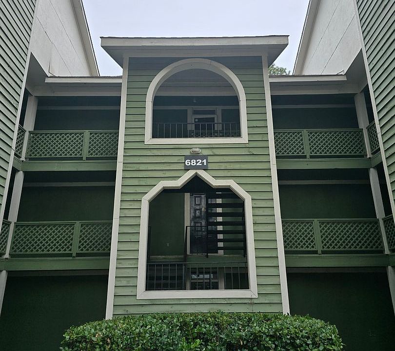 1st image of 6821 Willowbrook Dr APT 9