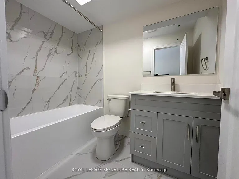 53 Bishop Ave #3 — Photo 7