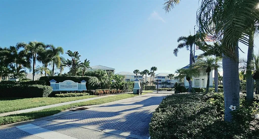 3 bed, 2.0 bath, 1729 sqft, $1,925 — Photo 3