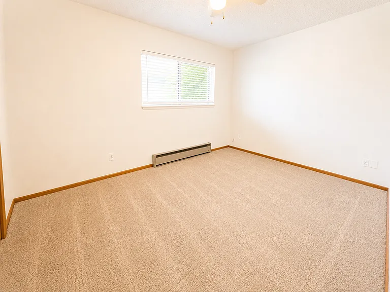 Pl T Washington Street 6-Plex (Glc-001-W) — Photo 19