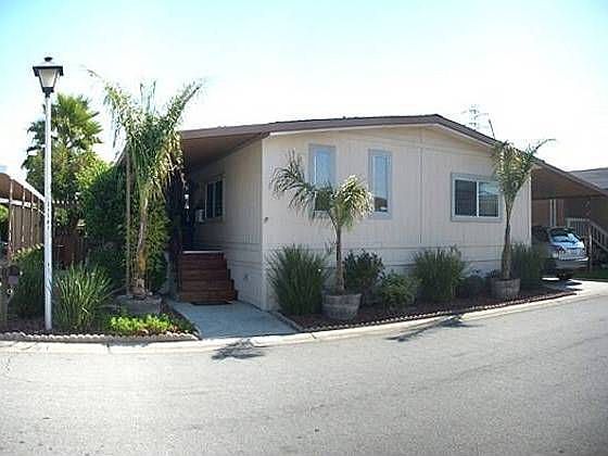 1st image of 2760 Whispering Hills Cir