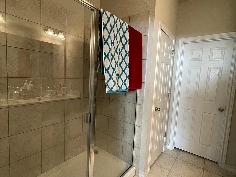 15807 Crissom Ln — Photo 11
