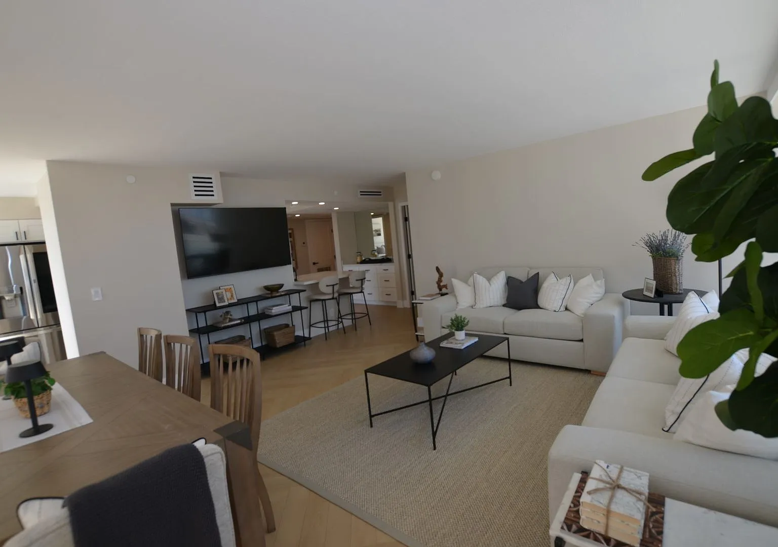 Recently renovated — Photo 3