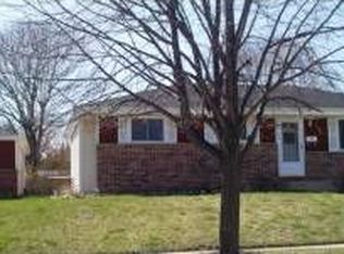 7906 48th Ave, Kenosha, WI 53142