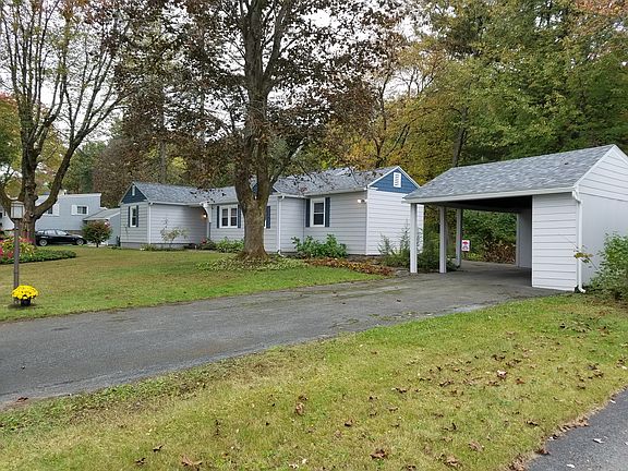 2nd image of 9 Hughes Ct