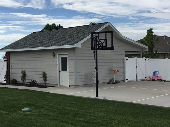5th image of 9269 S Sierra Dr